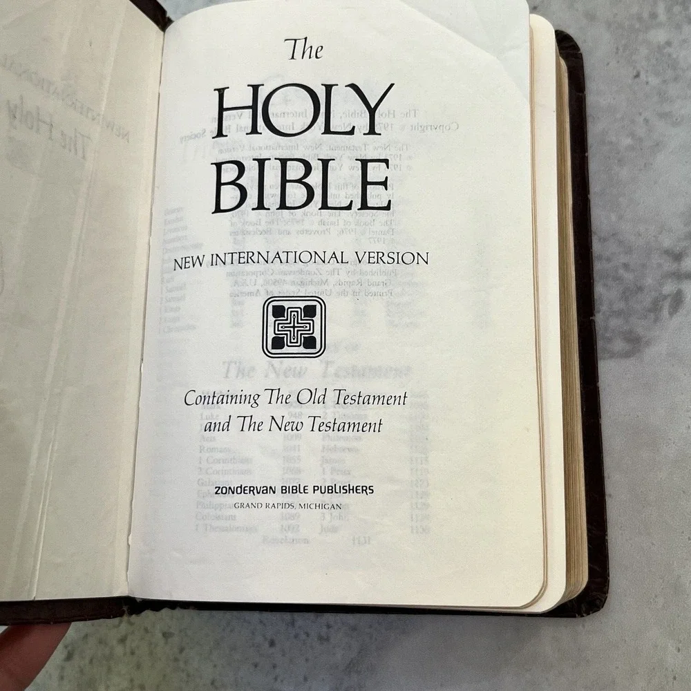 Zondervan NIV Holy Bible 1978 New International Version Brown Compact Vintage